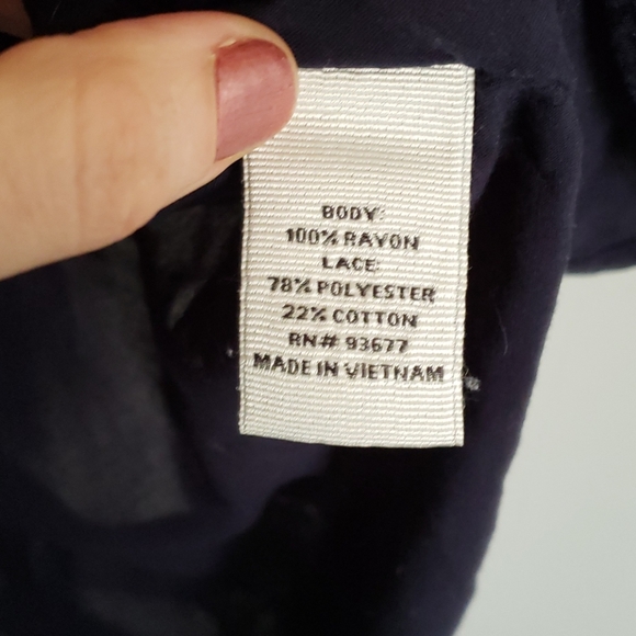 Navy top with mesh lace shoulders - Picture 4 of 6